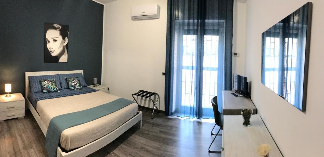 Dr House Apartment Катания Екстериор снимка