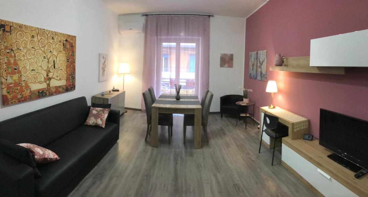 Dr House Apartment Катания Екстериор снимка