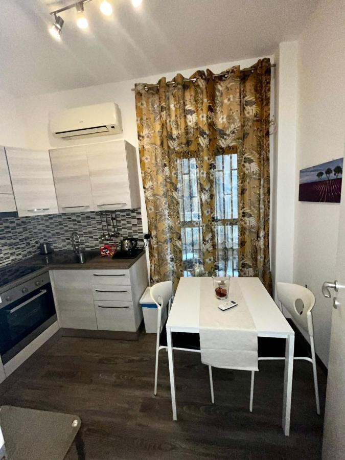 Dr House Apartment Катания Екстериор снимка